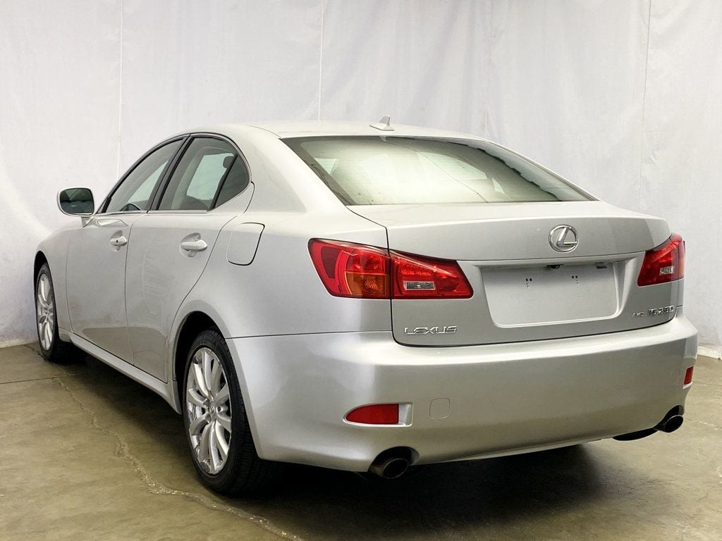 2007 Lexus IS 250 AWD photo 3