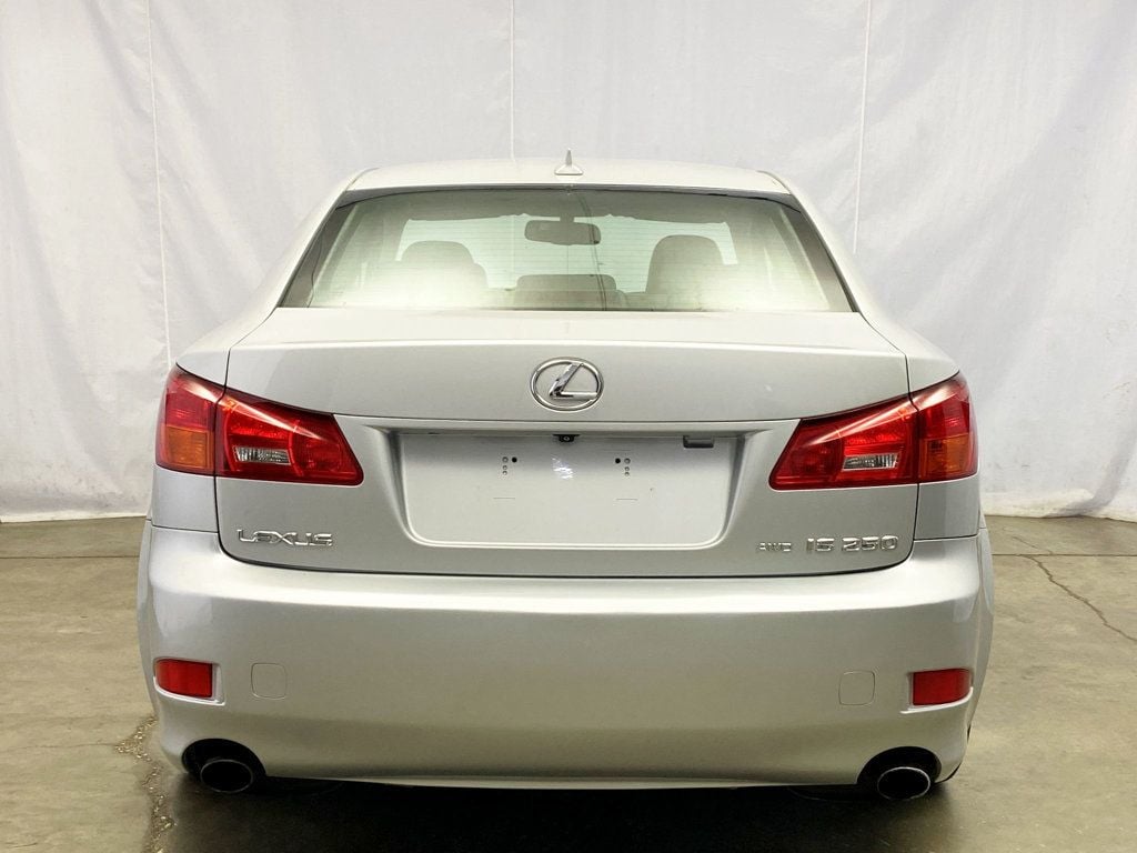 2007 Lexus IS 250 AWD photo 4