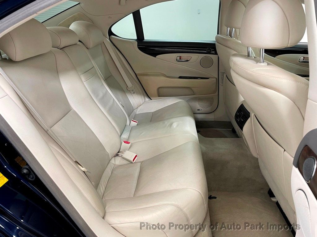 2007 Lexus LS 460 4dr Sedan - 21749922 - 23