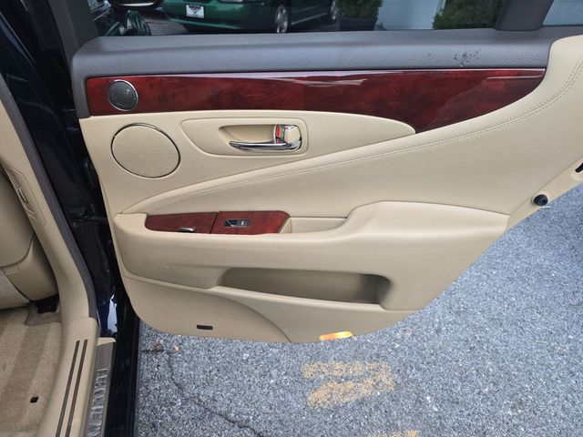 2007 Lexus LS 460 4dr Sedan - 23090001 - 16
