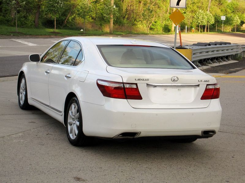 2007 Lexus LS 460 4dr Sedan - 21914865 - 11