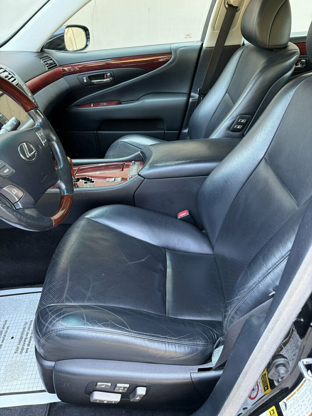 2007 Lexus LS 460 4dr Sedan - 23082838 - 11