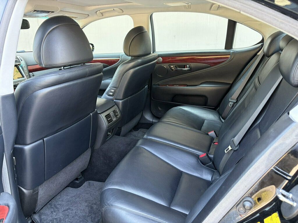2007 Lexus LS 460 4dr Sedan - 23082838 - 14