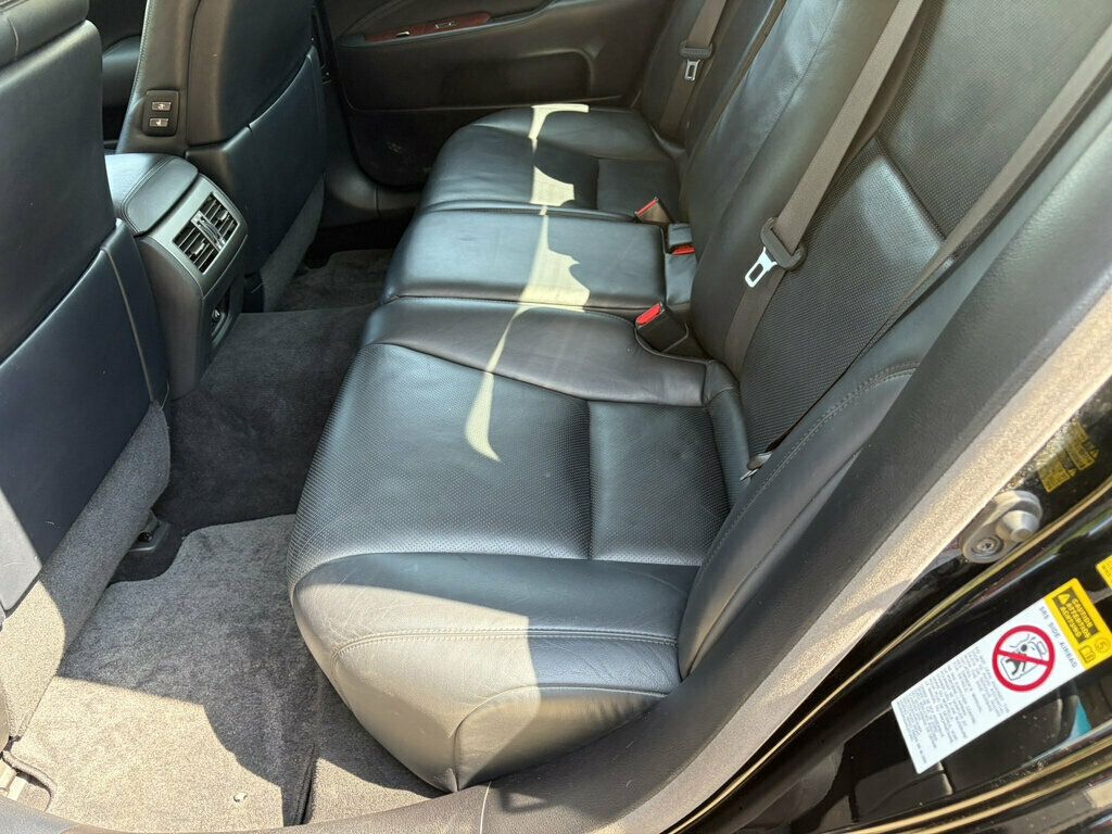 2007 Lexus LS 460 4dr Sedan - 23082838 - 18