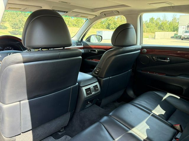 2007 Lexus LS 460 4dr Sedan - 23082838 - 19