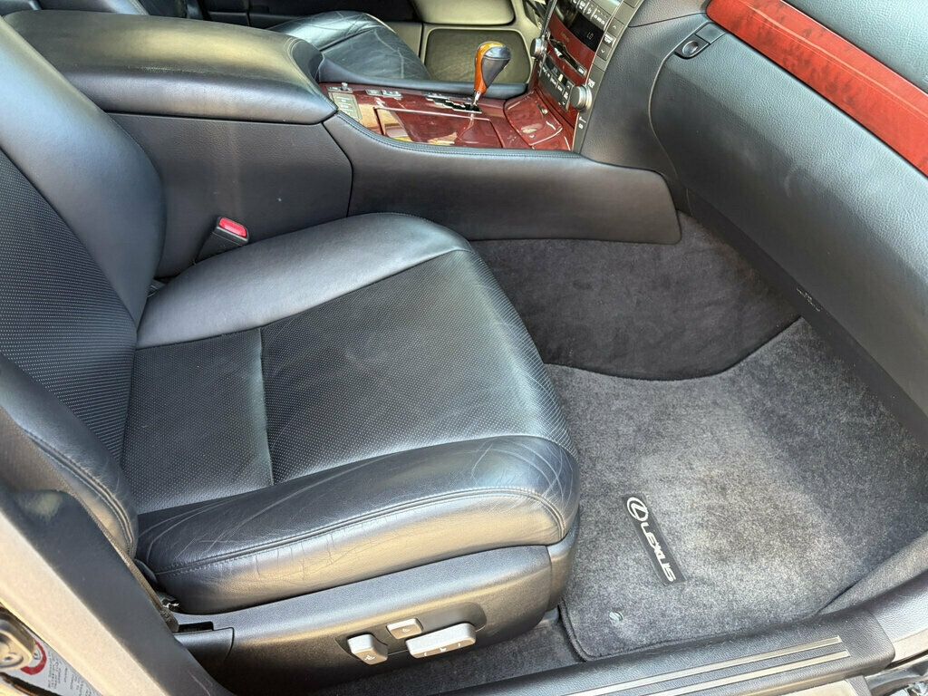 2007 Lexus LS 460 4dr Sedan - 23082838 - 29