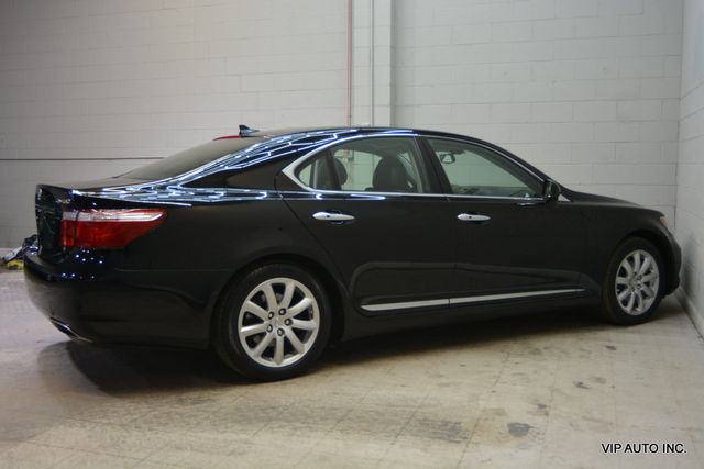 2007 Lexus LS 460 4dr Sedan - 22996173 - 30