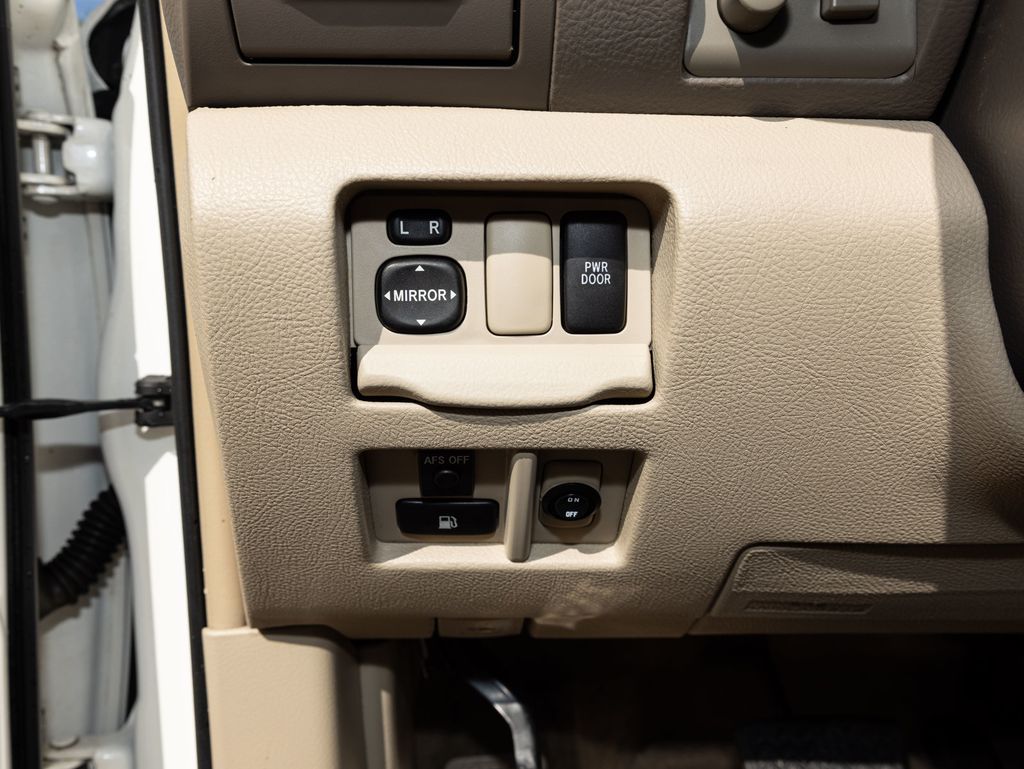 2007 Lexus RX 350 Heated Seats, Rearview Camera, Navigation - 22934634 - 27