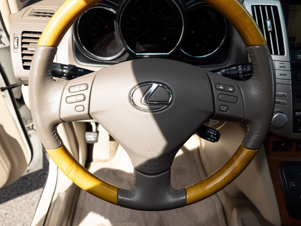 2007 Lexus RX 350 Heated Seats, Rearview Camera, Navigation - 22934634 - 29