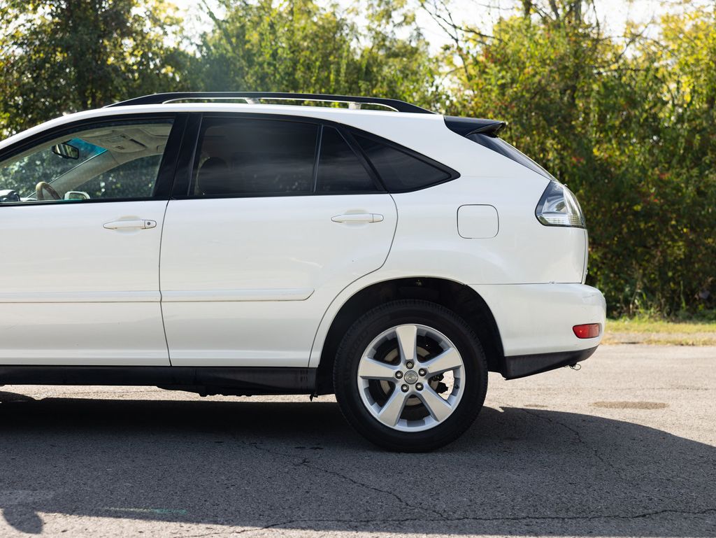 2007 Lexus RX 350 Heated Seats, Rearview Camera, Navigation - 22934634 - 4