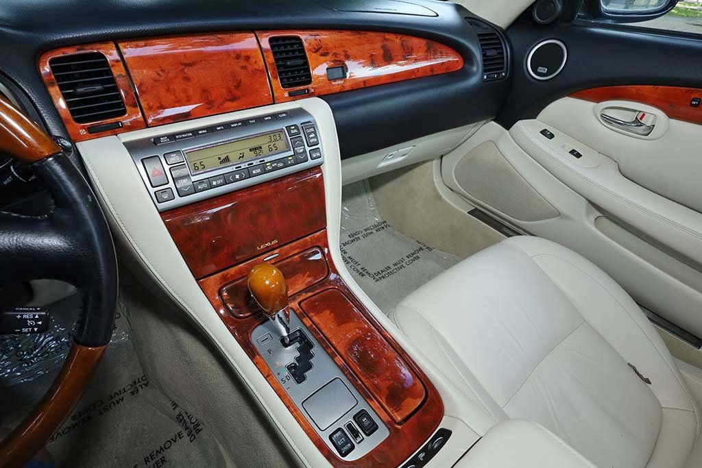 2007 Lexus SC 430 photo 9