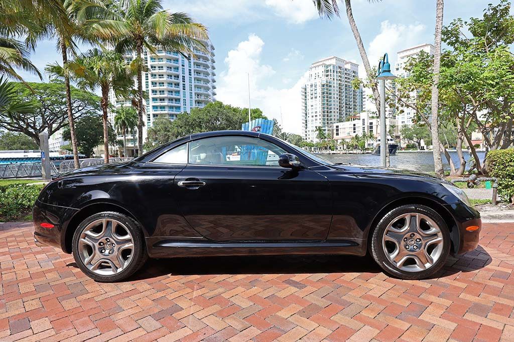 2007 Lexus SC 430 photo 3