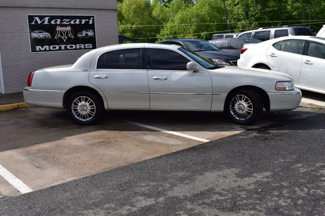 2007 Lincoln Town Car 4dr Sedan Signature Limited - 23025790 - 3