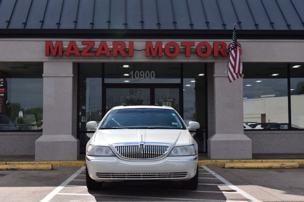2007 Lincoln Town Car 4dr Sedan Signature Limited - 23025790 - 5