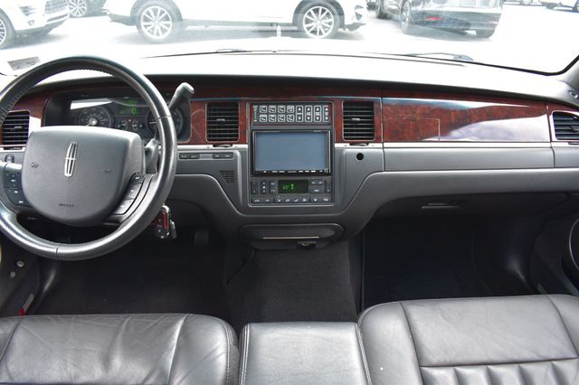 2007 Lincoln Town Car Signature - 23055549 - 35