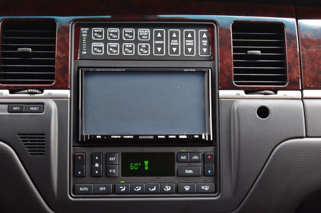 2007 Lincoln Town Car Signature - 23055549 - 36