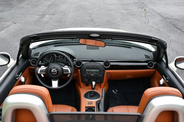 2007 Mazda MX-5 Miata 2dr Convertible Automatic Grand Touring W/Premium Package - 20849799 - 13