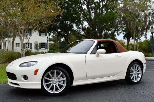 2007 Mazda MX-5 Miata 2dr Convertible Automatic Grand Touring W/Premium Package - 20849799 - 18