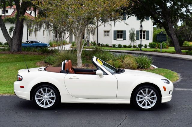 2007 Mazda MX-5 Miata 2dr Convertible Automatic Grand Touring W/Premium Package - 20849799 - 34
