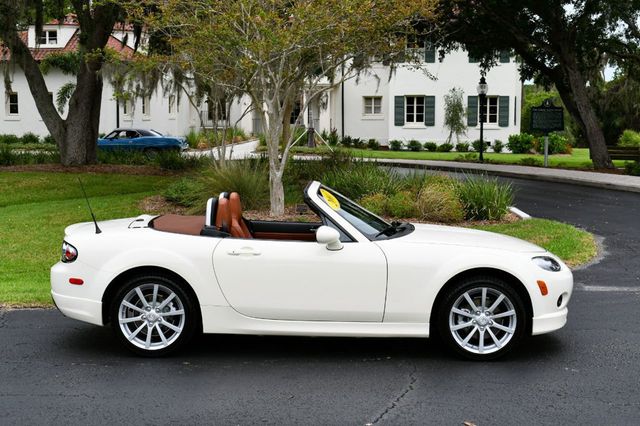 2007 Mazda MX-5 Miata 2dr Convertible Automatic Grand Touring W/Premium Package - 20849799 - 35