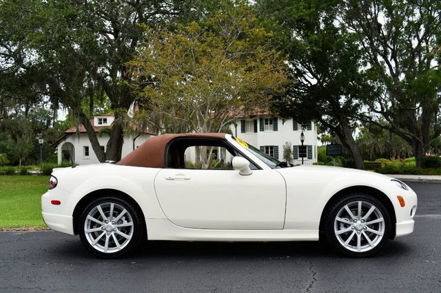 2007 Mazda MX-5 Miata 2dr Convertible Automatic Grand Touring W/Premium Package - 20849799 - 39