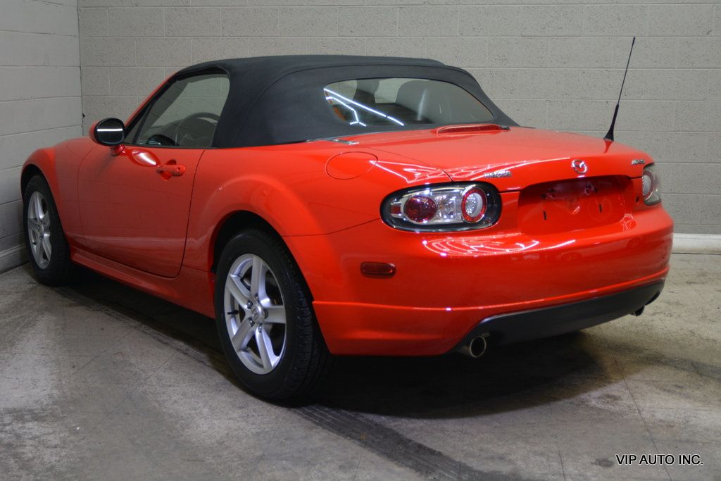 2007 Mazda MX-5 Miata 2dr Convertible Automatic Sport - 22994080 - 6