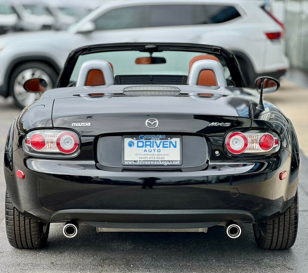 2007 Mazda MX-5 Miata 2dr Convertible Manual Grand Touring - 22920395 - 24