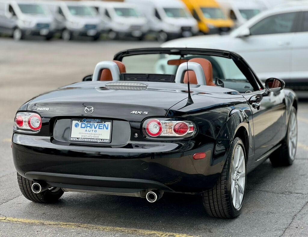 2007 Mazda MX-5 Miata 2dr Convertible Manual Grand Touring - 22920395 - 25