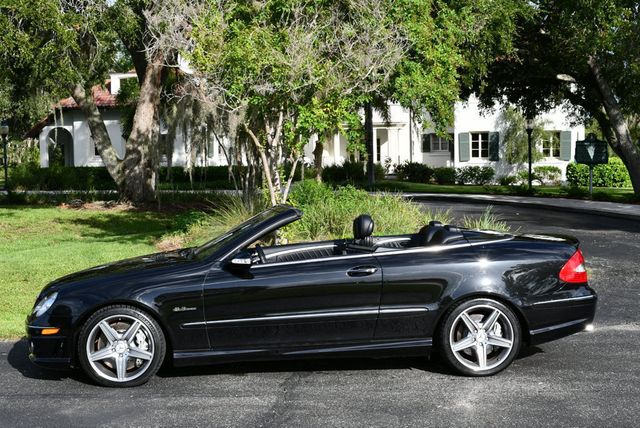 2007 Mercedes-Benz CLK CLK 63 AMG 2-Door Cabriolet W/Navigation and Parktronic - 22565624 - 27