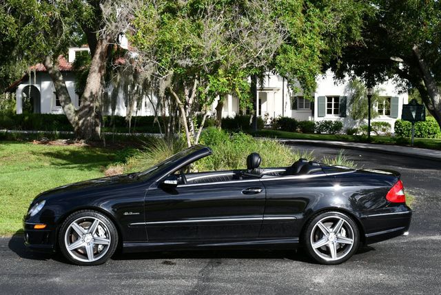 2007 Mercedes-Benz CLK CLK 63 AMG 2-Door Cabriolet W/Navigation and Parktronic - 22565624 - 32