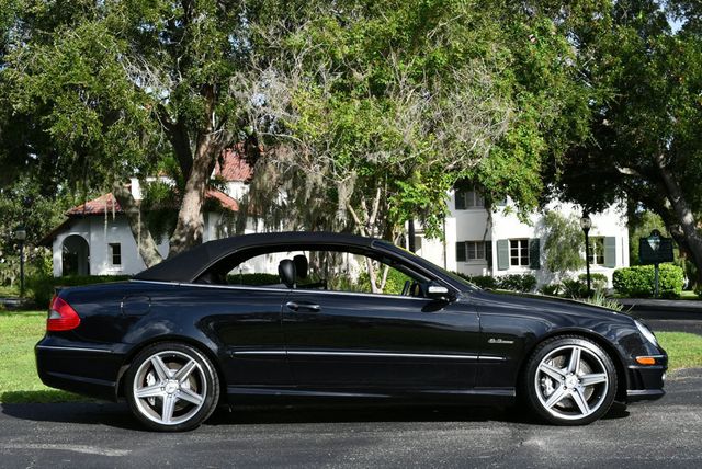 2007 Mercedes-Benz CLK CLK 63 AMG 2-Door Cabriolet W/Navigation and Parktronic - 22565624 - 50