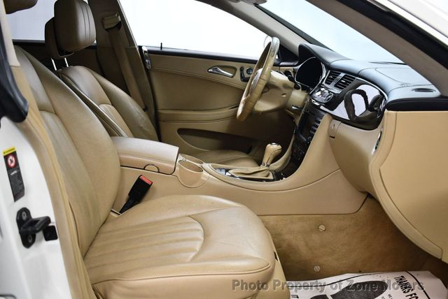 2007 Mercedes-Benz CLS CLS550 4dr Coupe 5.5L - 22774349 - 15