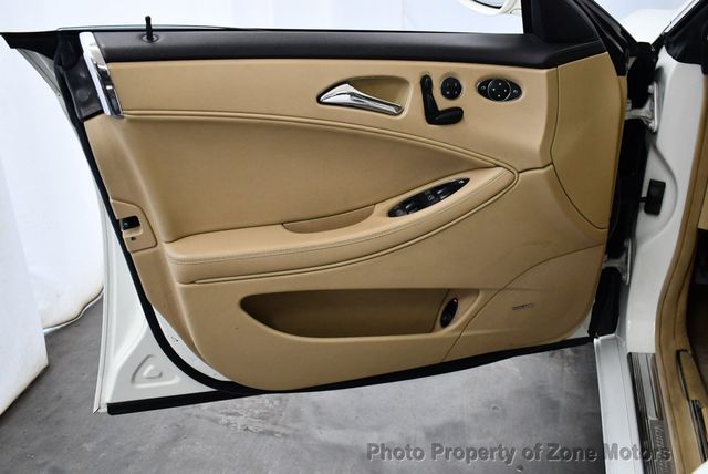 2007 Mercedes-Benz CLS CLS550 4dr Coupe 5.5L - 22774349 - 33