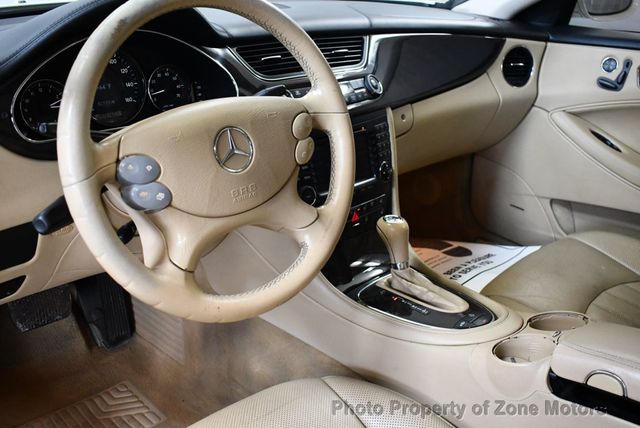 2007 Mercedes-Benz CLS CLS550 4dr Coupe 5.5L - 22774349 - 7