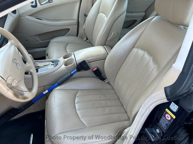 2007 Mercedes-Benz CLS CLS550 4dr Coupe 5.5L - 23005877 - 7