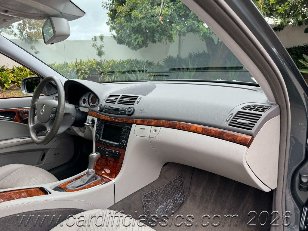 2007 Mercedes-Benz E350  - 23065981 - 56