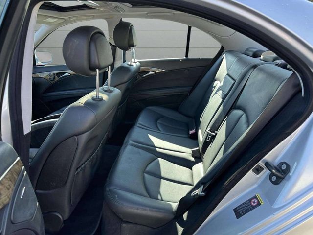 2007 Mercedes-Benz E-Class E350 4dr Sedan 3.5L 4MATIC - 22943743 - 13