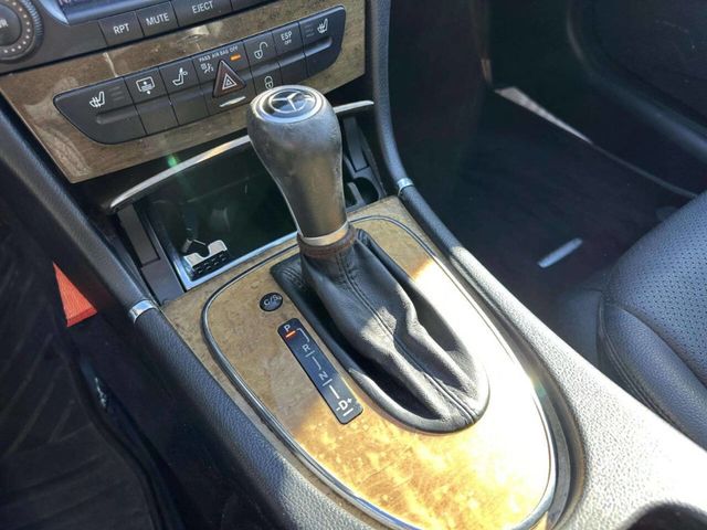 2007 Mercedes-Benz E-Class E350 4dr Sedan 3.5L 4MATIC - 22943743 - 29