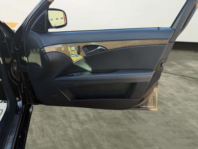 2007 Mercedes-Benz E-Class E350 4dr Sedan 3.5L 4MATIC - 22992269 - 26