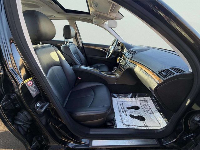 2007 Mercedes-Benz E-Class E350 4dr Sedan 3.5L 4MATIC - 22992269 - 27
