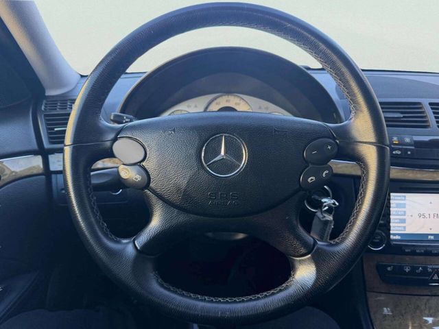 2007 Mercedes-Benz E-Class E350 4dr Sedan 3.5L 4MATIC - 22992269 - 32