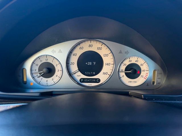 2007 Mercedes-Benz E-Class E350 4dr Sedan 3.5L 4MATIC - 22992269 - 45