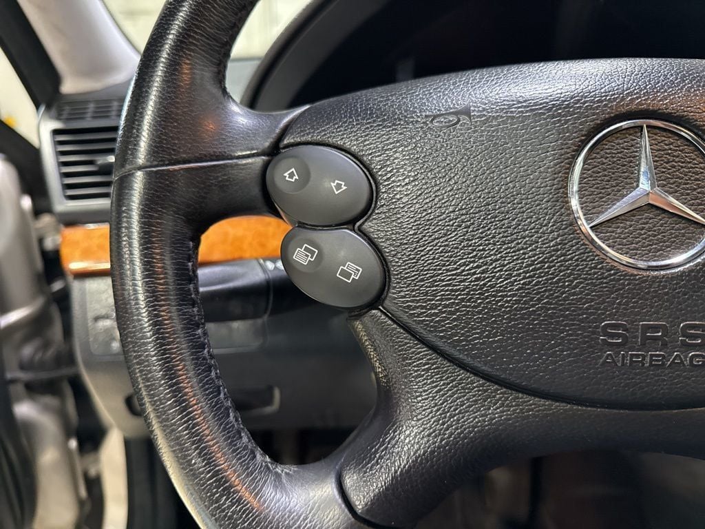 2007 Mercedes-Benz E-Class E550 4dr Sedan 5.5L RWD - 22993279 - 12