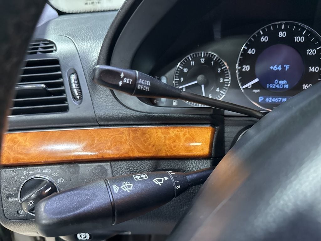 2007 Mercedes-Benz E-Class E550 4dr Sedan 5.5L RWD - 22993279 - 14