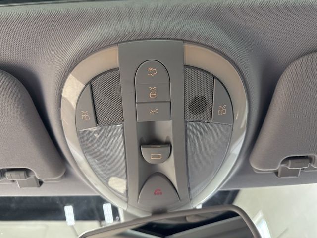 2007 Mercedes-Benz E-Class E550 4dr Sedan 5.5L RWD - 22993279 - 22