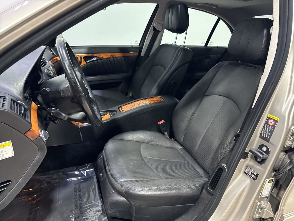2007 Mercedes-Benz E-Class E550 4dr Sedan 5.5L RWD - 22993279 - 25