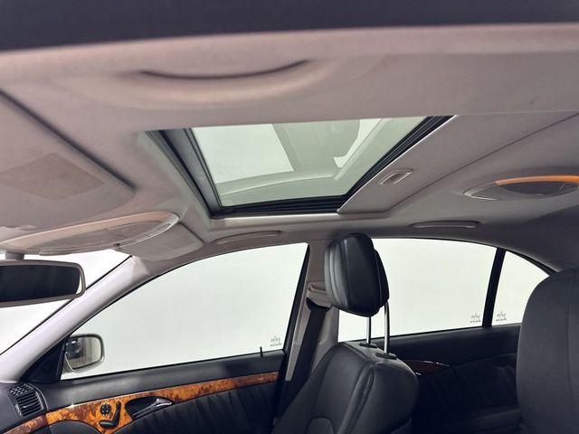 2007 Mercedes-Benz E-Class E550 4dr Sedan 5.5L RWD - 22993279 - 27