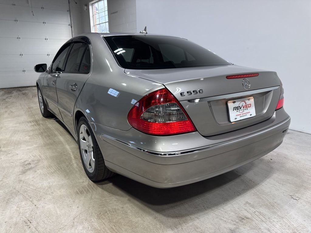 2007 Mercedes-Benz E-Class E550 4dr Sedan 5.5L RWD - 22993279 - 4