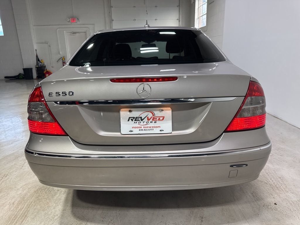 2007 Mercedes-Benz E-Class E550 4dr Sedan 5.5L RWD - 22993279 - 5