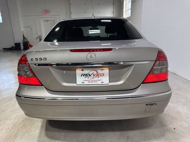 2007 Mercedes-Benz E-Class E550 4dr Sedan 5.5L RWD - 22993279 - 5